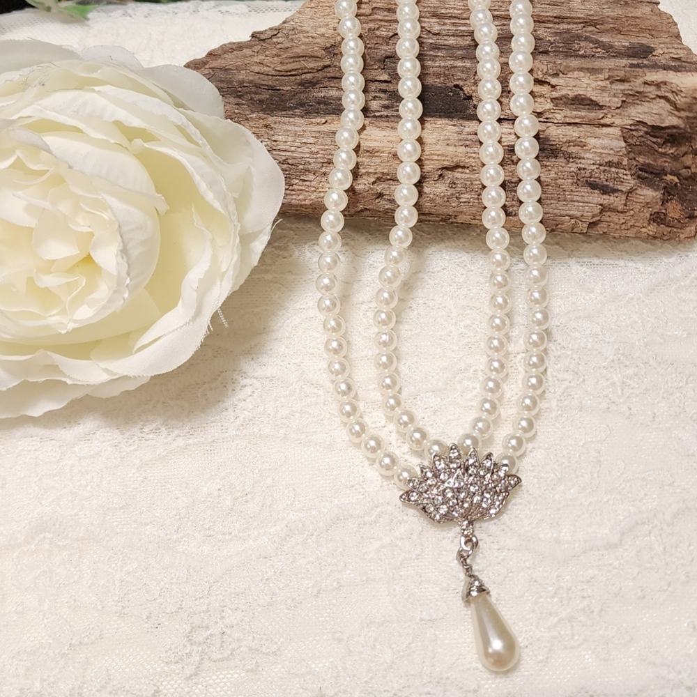 Silver Toned Crystal And Faux Pearl Sparkling Rhinestone Prom, Bridal Necklace